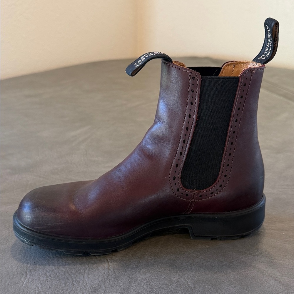 Blundstone Men's Dark Brown Leather Chelsea Boots - Picture 5 of 10